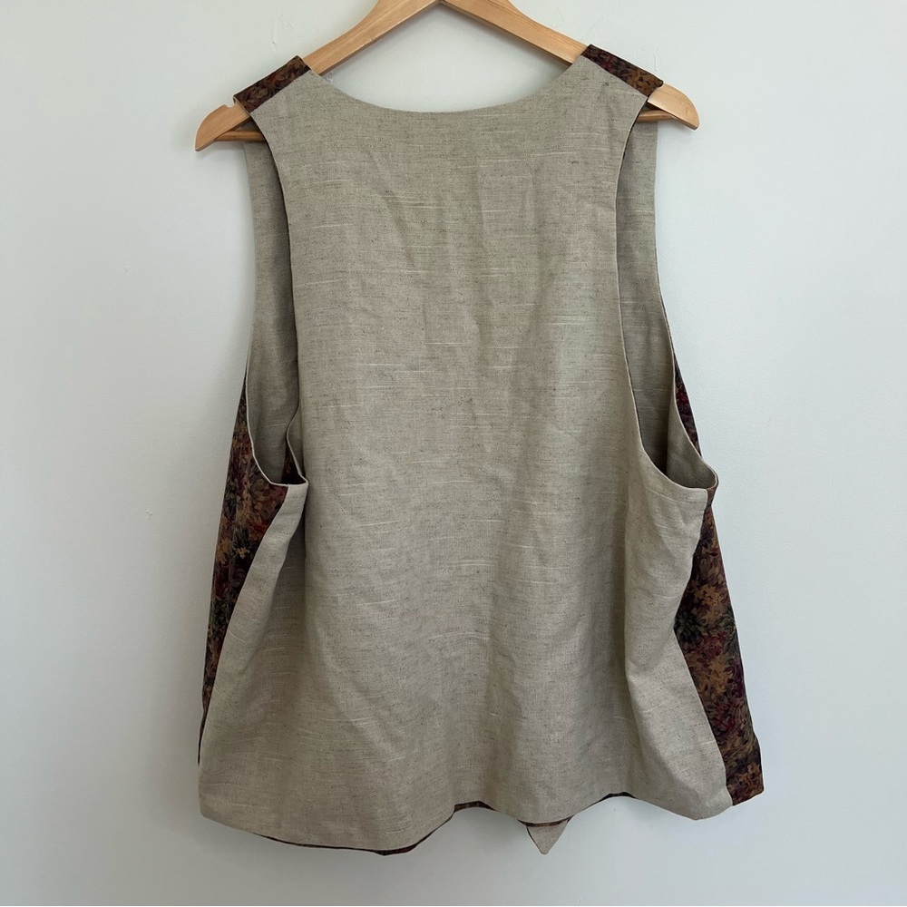 Vintage Inspired Floral Patterned‎ Linen Sleeveless Vest - Picture 3 of 8